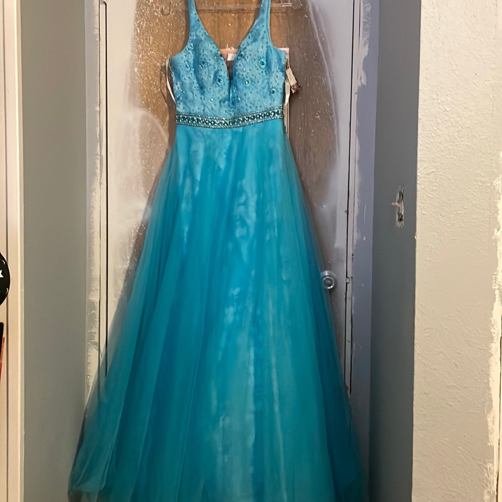Blue prom dress, size 8, only wore once